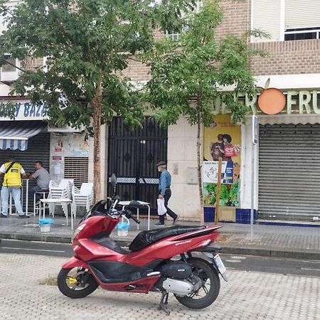 Apartamento 1 Dormitorio Y Salon Con Sofa Cama Bien Comunicado Con El Centro 塞维利亚 外观 照片